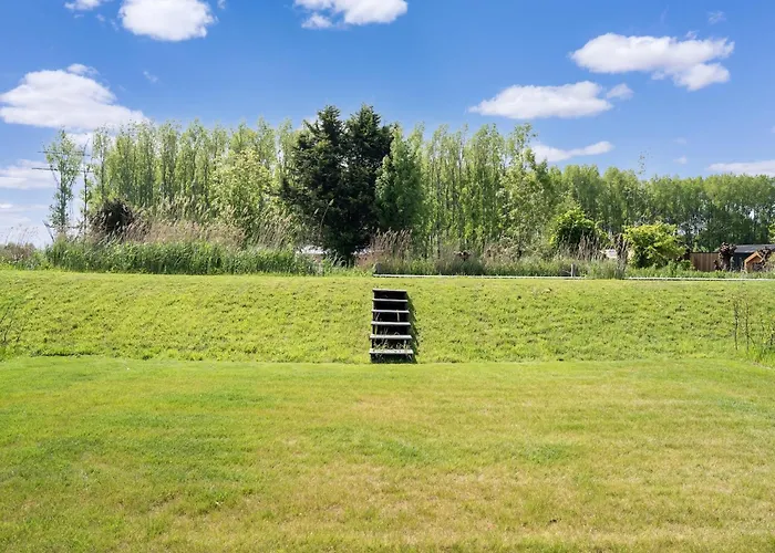 In Near Kaag Lakes * Oud Ade