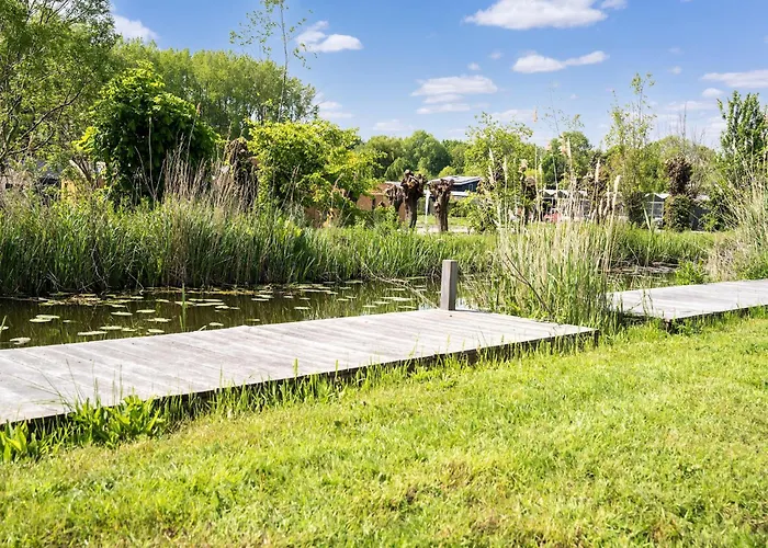 In Near Kaag Lakes Oud Ade